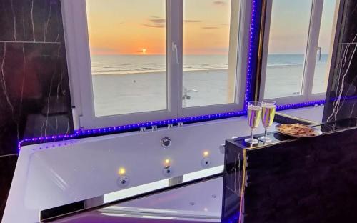 La Celle-sous-Gouzon Apartment | Balneo Face mer Berck