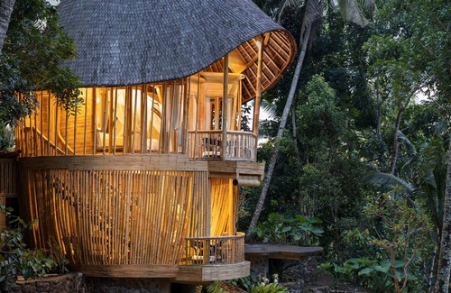 East Selemadeg Villa | Bamboo Getaway! Enchanting 1BR Private Pool Villa in Tabanan