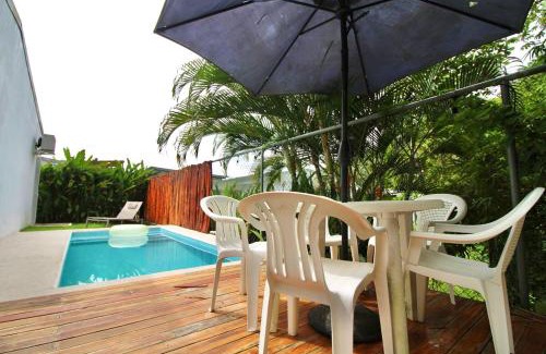 Jaco House | Bamboo House in Herradura with private pool