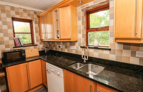 Newport Cottage | BANC Y CAPEL, family friendly in Newport, Pembrokeshire