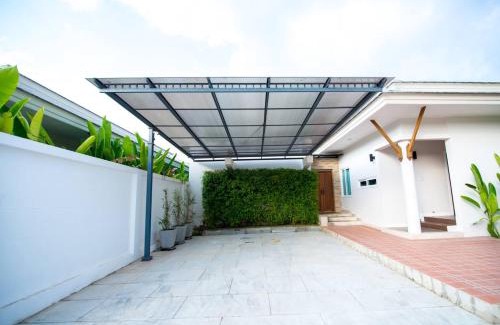 Bang Sare House | Bang Saray Sattahip Pool Villa