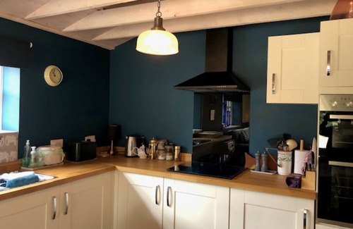 Great Wolford Apartment | Bank Cottage Studio - Luxury Haven for Two in the Stunning Cotswolds