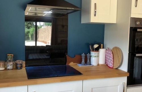 Great Wolford Apartment | Bank Cottage Studio - Luxury Haven for Two in the Stunning Cotswolds