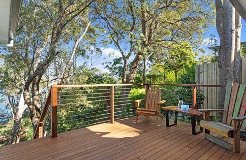 Sanctuary Point House | Banksia House allows you to surround yourself with nature in this serene piece of paradise