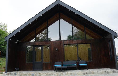 Tsqaltubo House | Banoja Twins