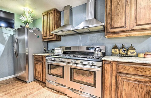 Forestburg Apartment | Banquet Hall & Pool: Expansive Forestburg Ranch!