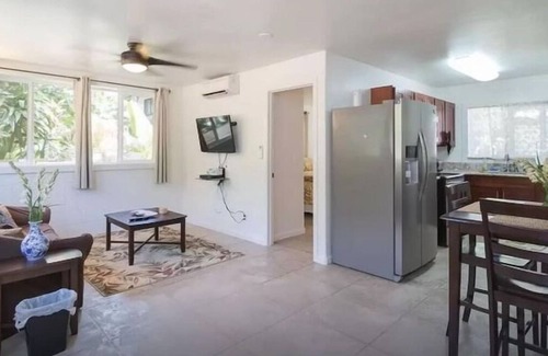 Pupukea House | Banzai Surf Combo - AC walk to beach surf snorkel