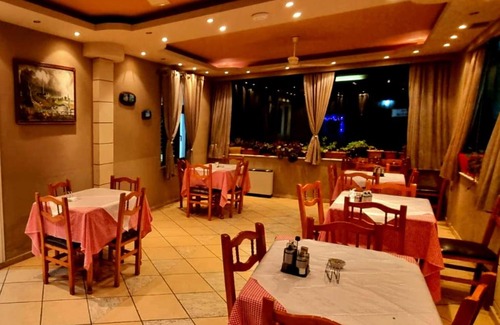 Korce Hotel | Bar Restorant Hotel Dhimitri