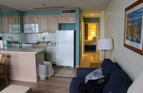 Northeast Virginia Beach Resort | Barclay Towers Resort Oceanfront Unit with Oceanfront Balcony or Oceanview Patio