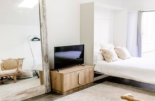 Avalon Beach Cottage | Bareena Studio Apartment