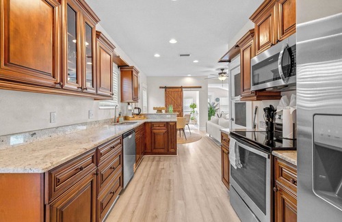 Port Tampa City House | Barefoot Bungalow - For 4