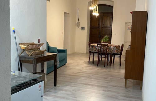 Catona Apartment | Barefoot on the Strait 2