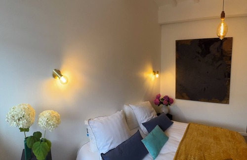 Gatteville-le-Phare Bed & Breakfast | Barfleur: cosy suite with garden, 2 minutes from the beach and port
