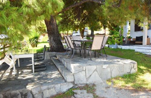 Metamorfosi House | Barlee Beach Front House, Metamorfosi