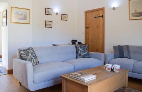 Carmarthen House | Barn Cottage