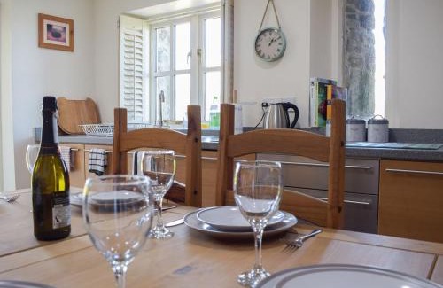 Carmarthen House | Barn Cottage