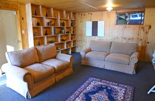 Waitati Cottage | Barn-style Accommodation Near Dunedin