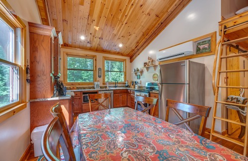 Huber Apartment | Barn-Style Georgia Vacation Rental - Pet Friendly!