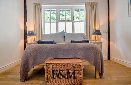 Bucks Mills House | Barnacle