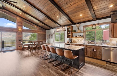 Island Park Cabin | Barrel Sauna+HotTub&FirePit+21mi2YSNP+LakeViews