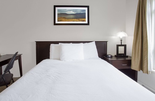 Barriere Hotel | Barriere Motor Inn