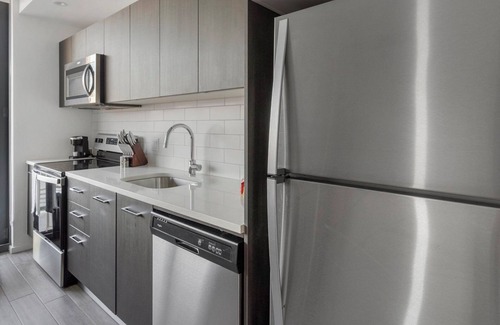 Riverwalk Fort Lauderdale Apartment | Barsala l Fully-furnished 2BD w/access to Co-Working Space, Business Center