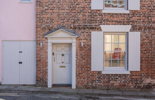 Nantwich Apartment | Barth Room Suite & luxurious bathroom. Super king size bed along with a fabulous bathroom providing