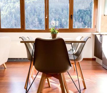 Arinsal Apartment | Barthe Holidays I Apartamento moderno 5PAX en Arinsal I Ideal para familias, Parking, Pet friendly I Coma Pedrosa
