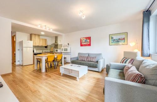 Arinsal Apartment | Barthe Holidays I Apartamento con encanto en Arinsal 6PAX a pie de pistas I Balcón con vistas y parking I Milu