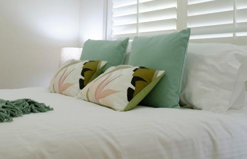 Calare Apartment | Bartletts Corner - Private Peaceful Studio