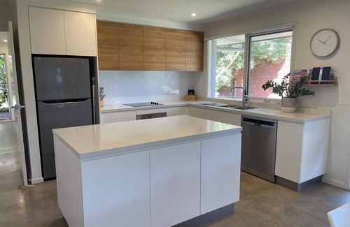 Barwon Heads House | BARWON ABODE - BARWON HEADSnCoastal Getaway with Spacious Yard and Kayaks