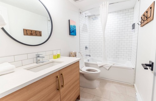 Revelstoke Hotel | Basecamp Resorts Revelstoke I Four Bedroom Suite
