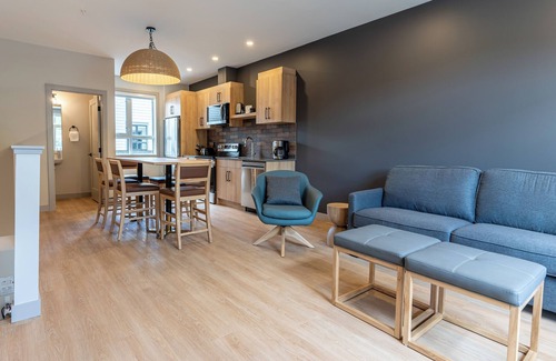 Revelstoke Hotel | Basecamp Suites Revelstoke