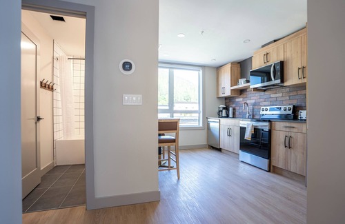 Revelstoke Hotel | Basecamp Suites Revelstoke