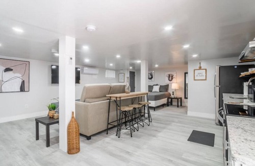 Hershey Apartment | Basement Studio Apt 5 Mins to Hershey Park