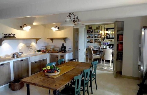 Noves House | Bastide de la Felicité - St. Remy-de-Provence, Sumptuous Bastide with Glorious Garden, 2 Beautiful P