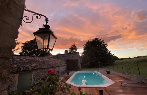 Saignon House | Bastide in the heart of the luberon park Saignon village, rated 4 stars