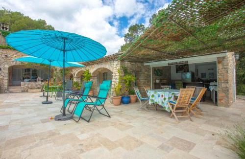 Taradeau House | Bastidon Domaine Lhelion