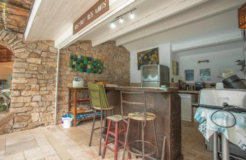 Taradeau House | Bastidon Domaine Lhelion