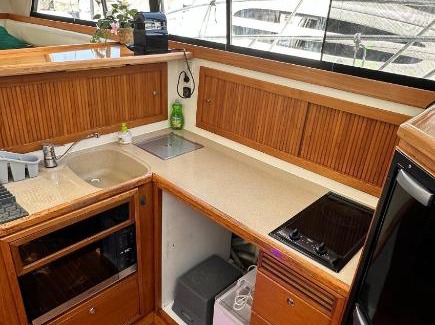 Grand Valinco Boat Rental | Bateau Vedette 14 mètres