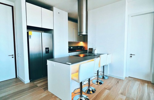 La Carolina Apartment | Baticueva Penthouse Piso 28