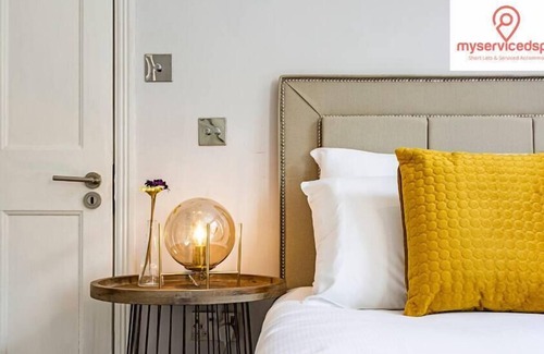 Battersea Apartment | Battersea 2 Bed Apartment w/ Garden, Pet Friendly