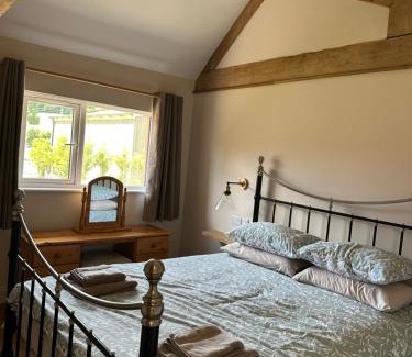 Cheddar House | Batts Farm Barns