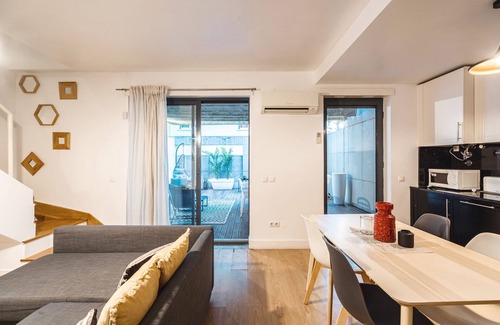 Santo Antonio Apartment | Batuan Apartment, private terrace, pool, A/C, garage