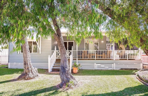 Dunsborough House | Baudin On Bay Family Escape by the Foreshore