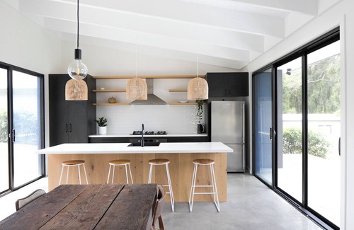Bawley Point House | Bawley Beach House, Short Walk to the Beach