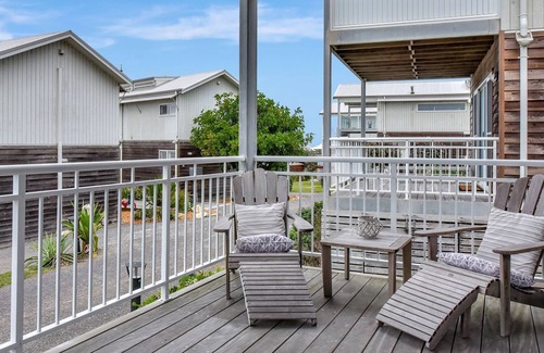 Caves Beach Villa | Bay Breeze at Caves Beach Villas