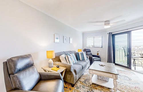 Edisto Island Apartment | Bay Creek Villa - 304
