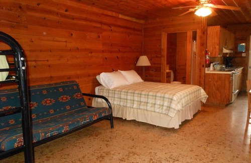 Bridgeport Resort | Bay Landing Camping Resort Deluxe Cabin 27