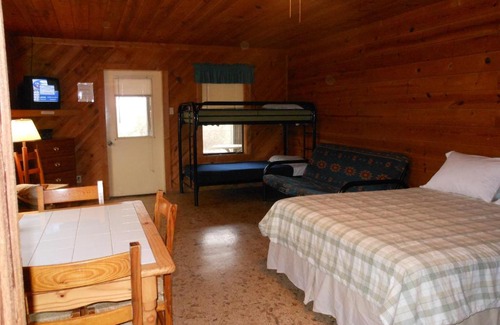 Bridgeport Resort | Bay Landing Camping Resort Deluxe Cabin 27